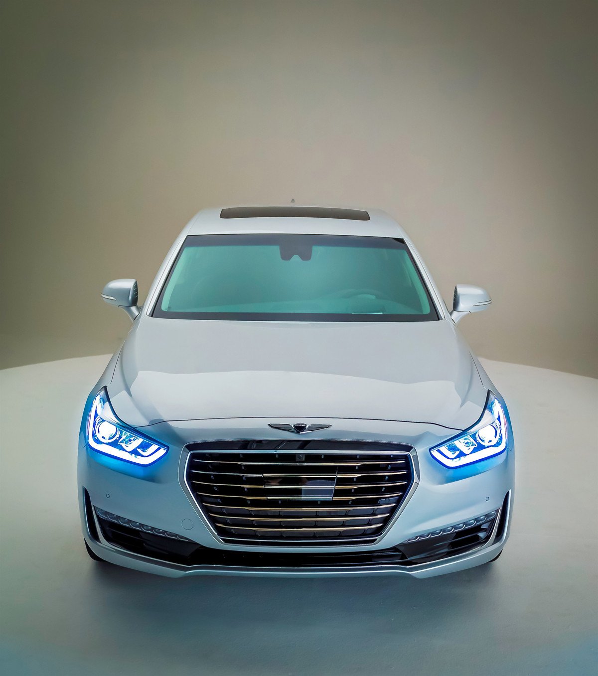 Primeras imágenes oficiales del Genesis G90
