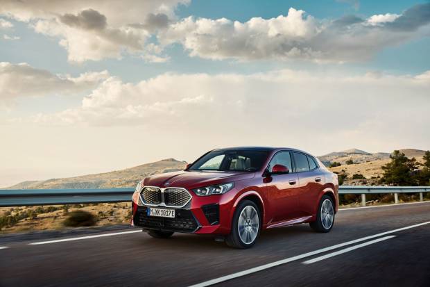 Así es el nuevo BMW X2: primeras fotos de su llamativo diseño y versión eléctrica iX2