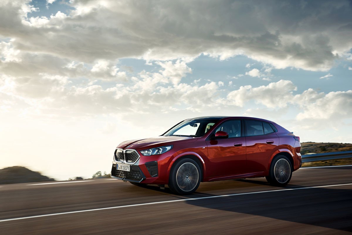 Así es el nuevo BMW X2: primeras fotos de su llamativo diseño y versión eléctrica iX2