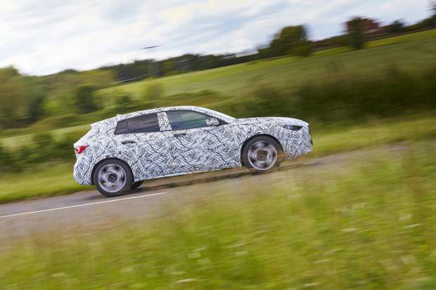 El nuevo Infiniti Q30 se presentará en el Salón de Frankfurt