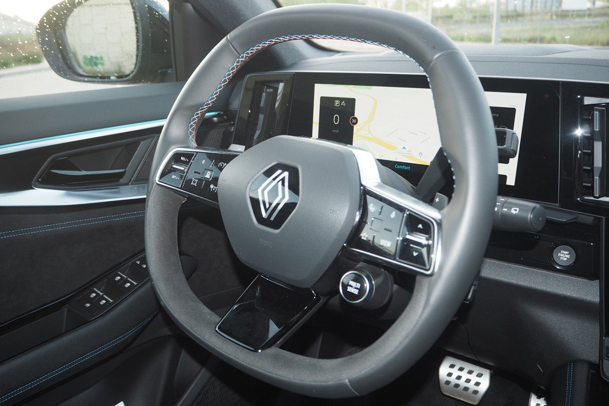 Prueba y opinión del Renault Austral: análisis del interior, precio y pack esprit Alpine