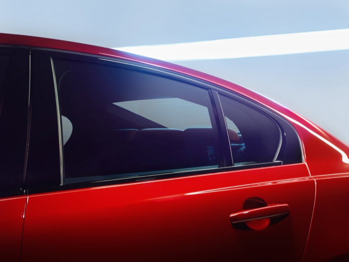 Nuevo Jaguar XE: primeras fotos, datos y precio para España