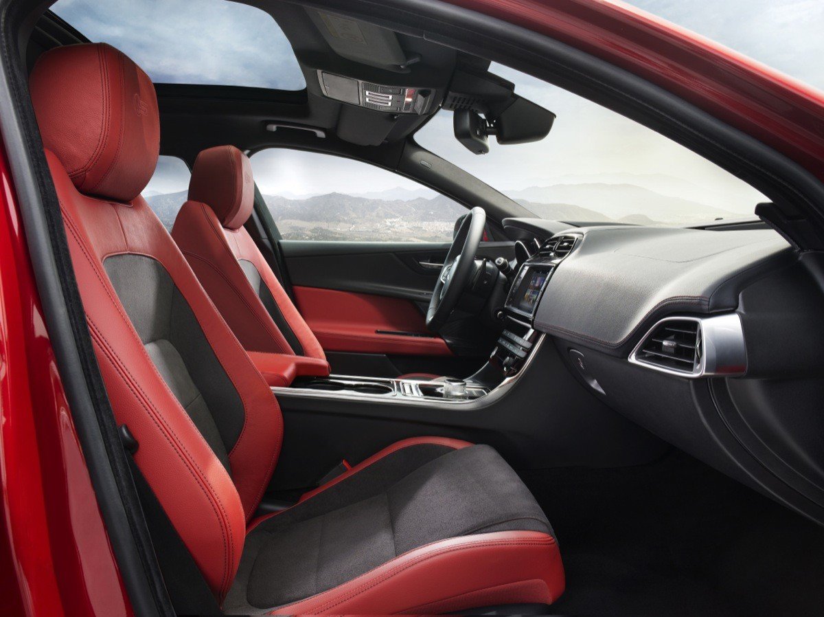 Nuevo Jaguar XE: primeras fotos, datos y precio para España