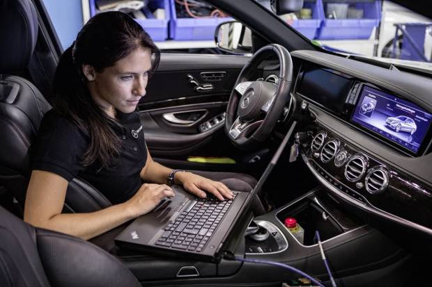 La caja negra, obligatoria en los coches a partir del 6 de julio: qué es y cómo funciona