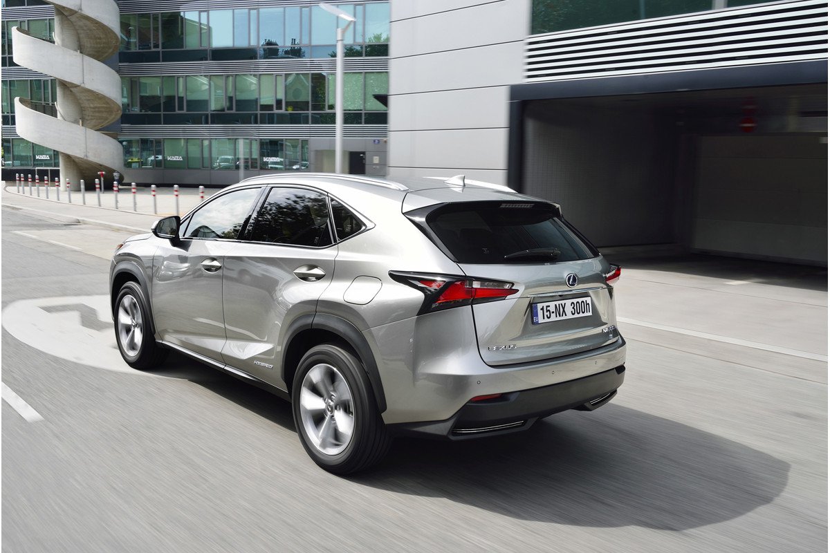 Probamos el Lexus NX 300h, un SUV híbrido, compacto y premium