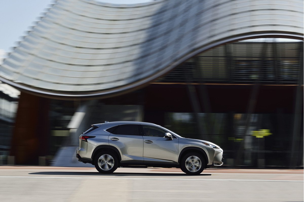 Probamos el Lexus NX 300h, un SUV híbrido, compacto y premium