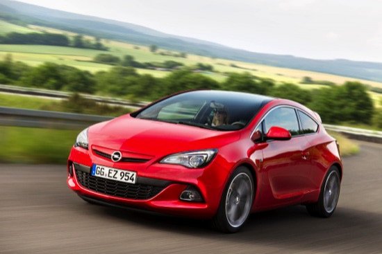 Nuevo Opel Astra BiTurbo, 195 CV para el Astra diesel más potente
