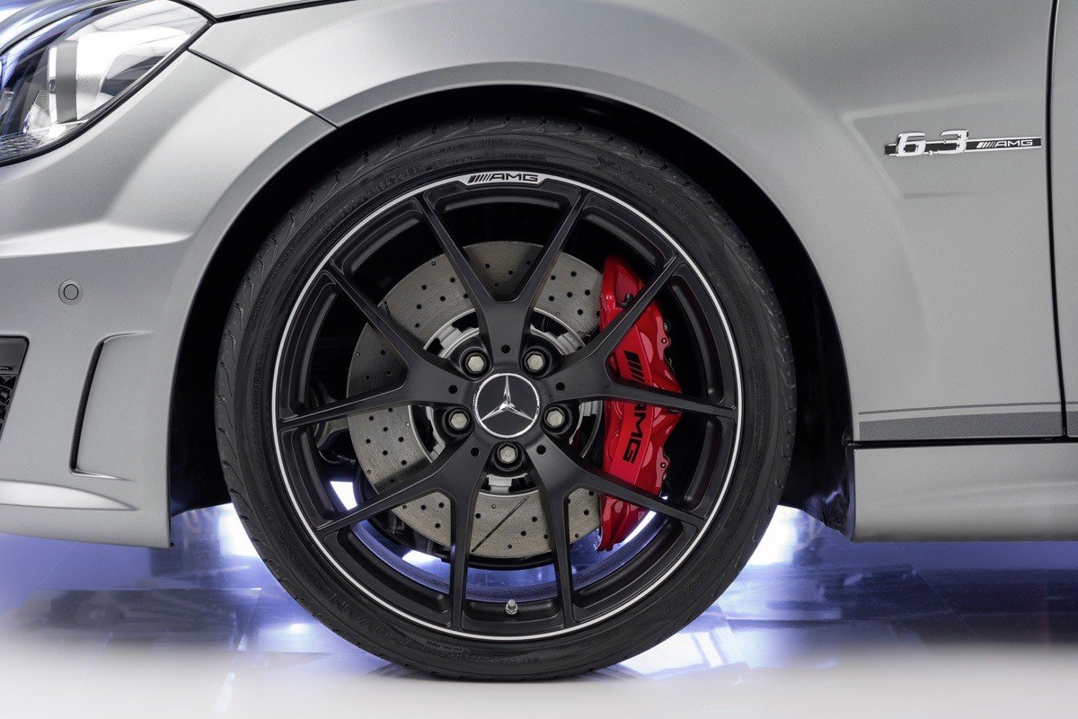 Nuevos Mercedes C 63 AMG Edition 507, más madera