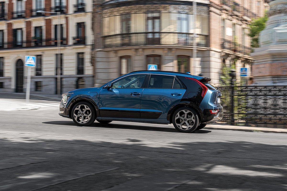 Prueba nuevo Kia Niro híbrido enchufable 2022: precio, medidas, maletero