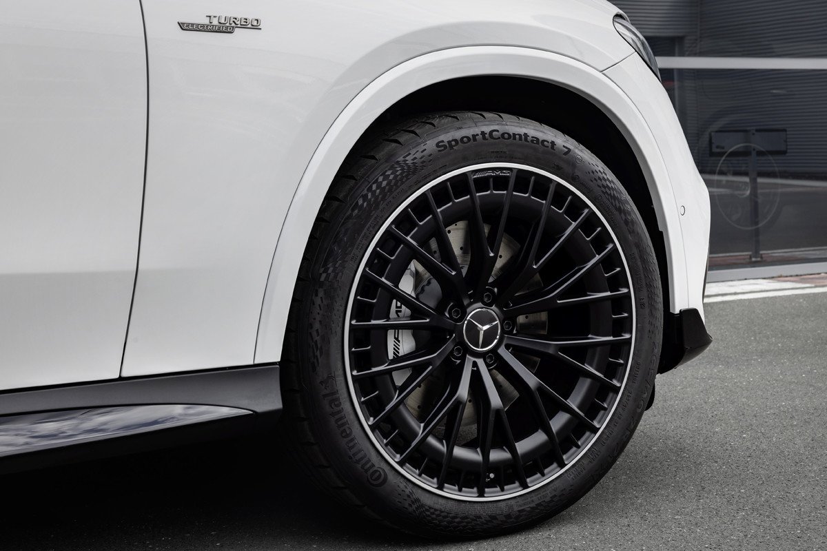 Así de poderoso luce el nuevo Mercedes-AMG GLC Coupé y sus 680 CV híbridos