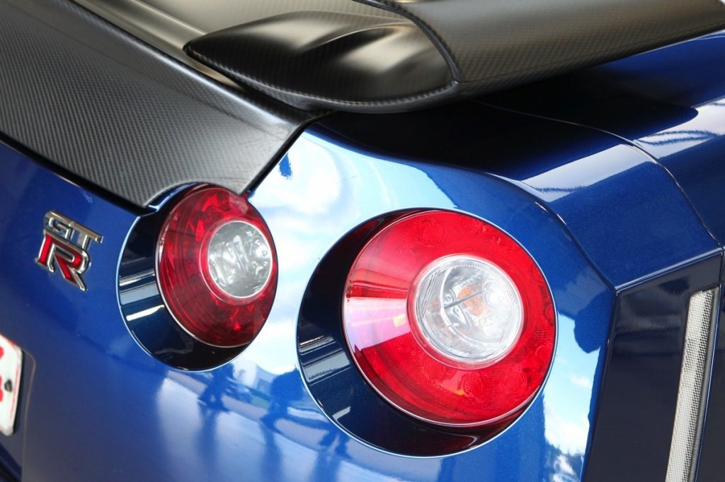 Nuevos Coches: Nissan GT-R 2012, vídeo y fotos del nuevo “Godzilla”