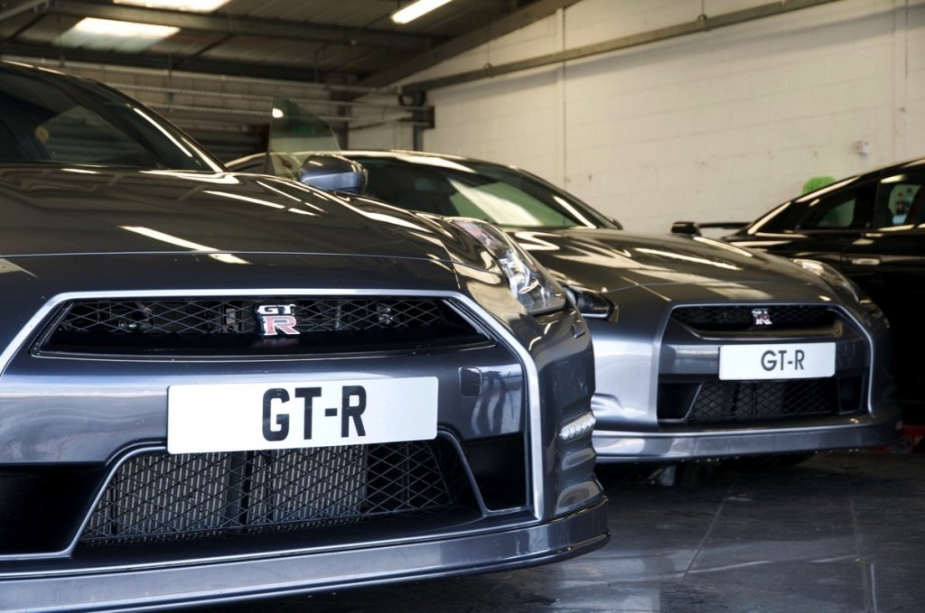 Nuevos Coches: Nissan GT-R 2012, vídeo y fotos del nuevo “Godzilla”