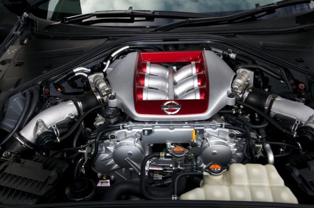 Nuevos Coches: Nissan GT-R 2012, vídeo y fotos del nuevo “Godzilla”