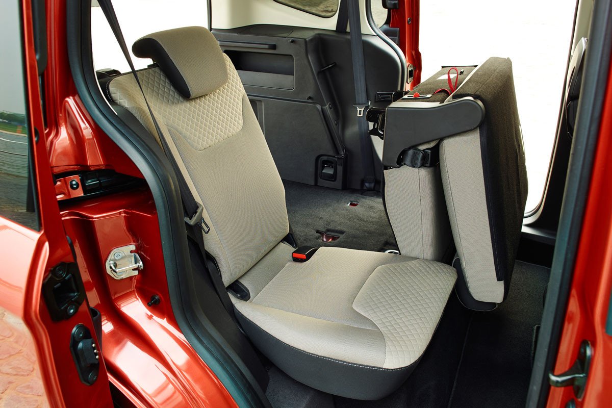 Prueba Ford Tourneo Courier, una alternativa a los monovolumen