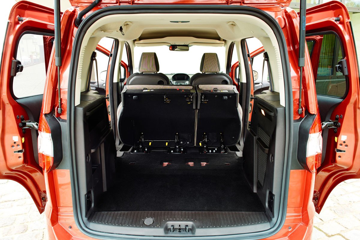 Prueba Ford Tourneo Courier, una alternativa a los monovolumen