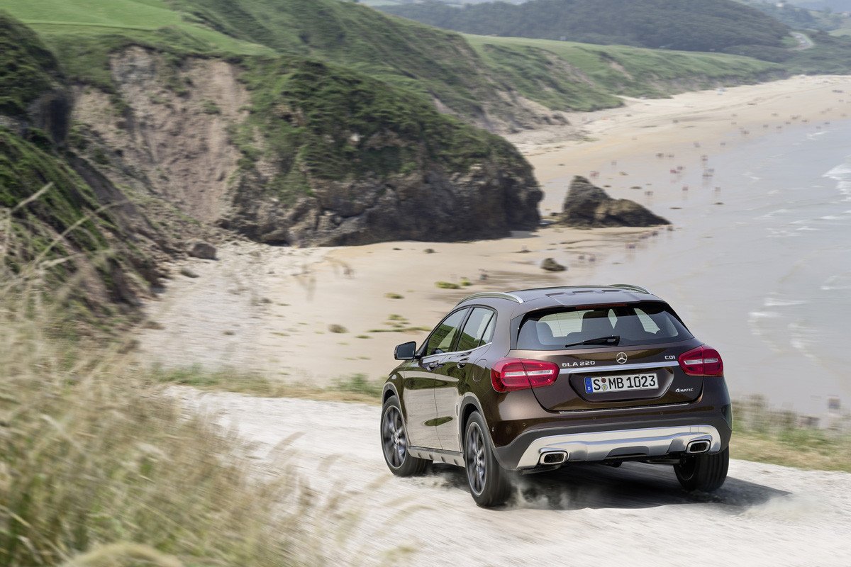 Nuevo Mercedes GLA, el SUV compacto de Mercedes rival del Range Rover Evoque