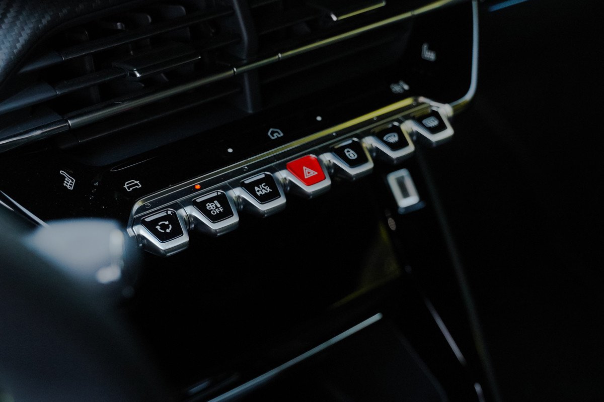 Prueba Peugeot E-208: un eléctrico urbano muy a tener en cuenta