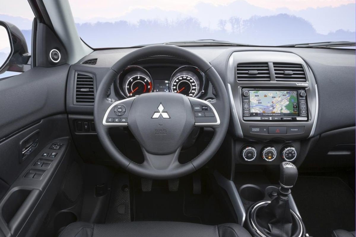 Interior mitsubishi ASX