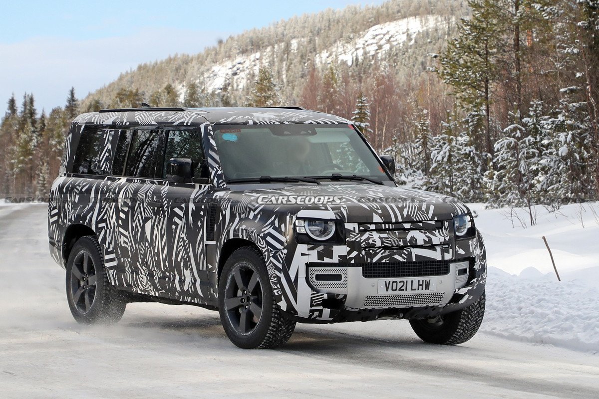 Land Rover Defender 130