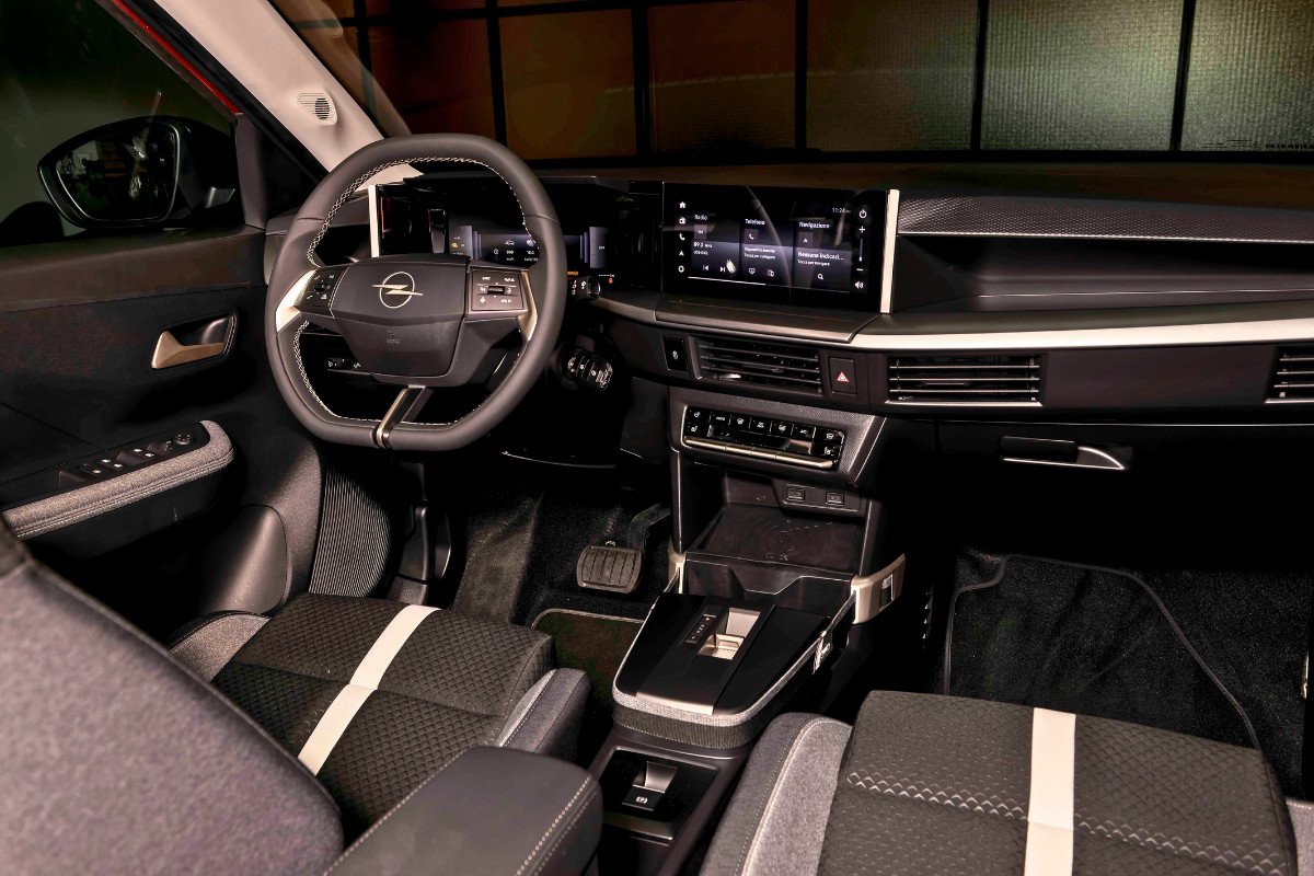 Opel Frontera 2024