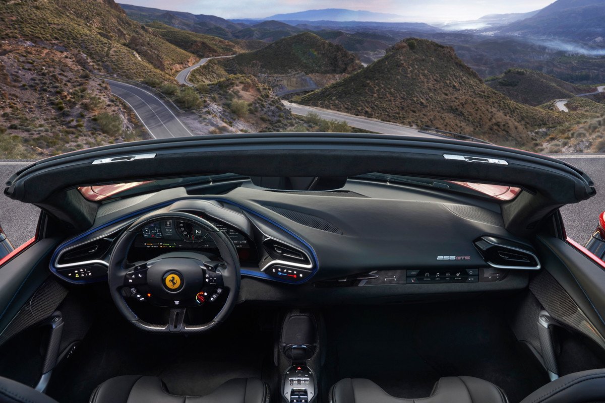 Nuevo Ferrari 296 GTS: el nuevo spider híbrido enchufable con 830 CV
