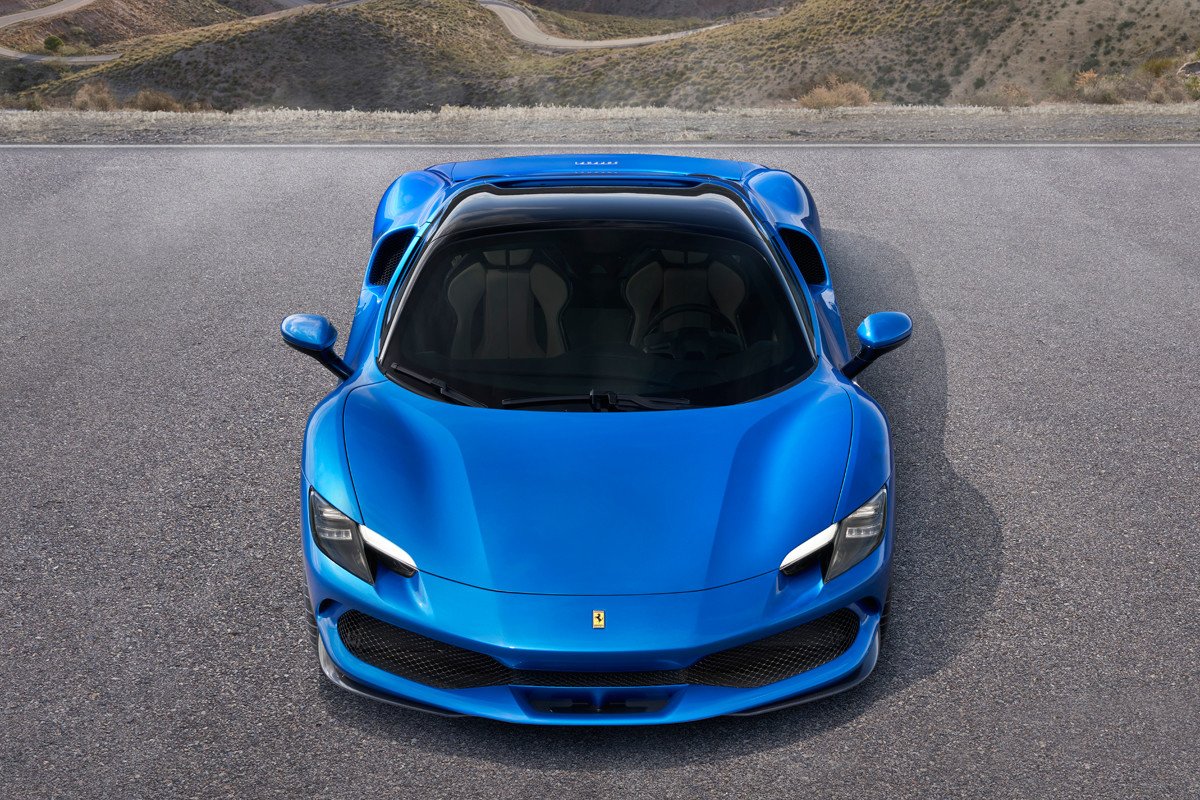 Nuevo Ferrari 296 GTS: el nuevo spider híbrido enchufable con 830 CV