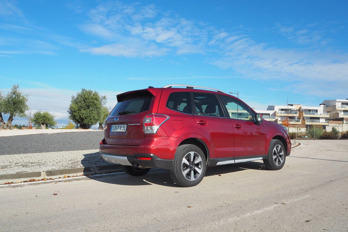 Prueba 10 Subaru Forester 2.0i: con aroma a 4x4