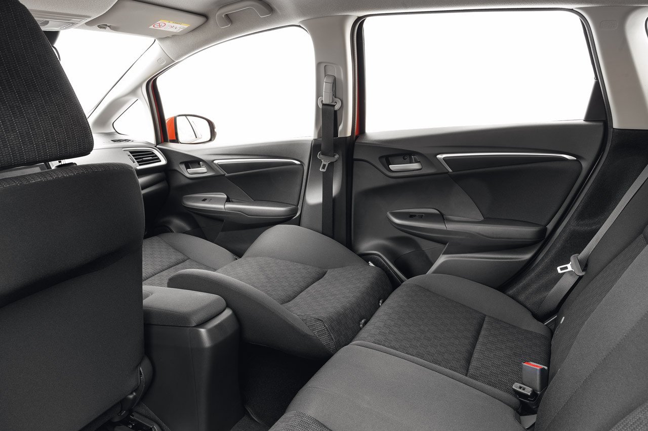 Prueba nuevo Honda Jazz 1.3: ¿versión manual o CVT?