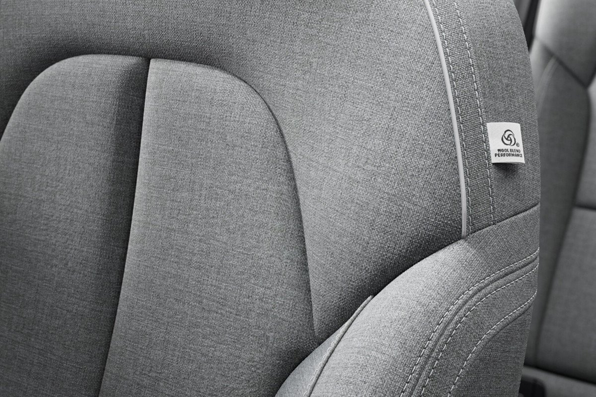 Volvo XC40 y C40: llegan nuevos motores eléctricos, propulsión trasera y más autonomía