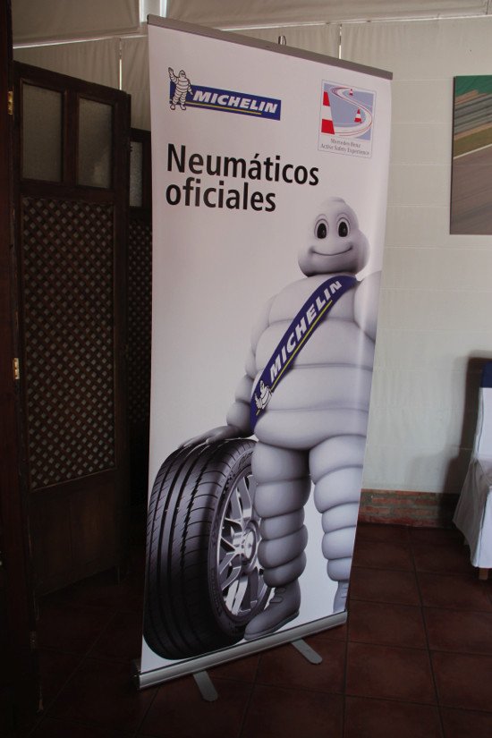 Curso de conducción deportiva en el Jarama con Michelin y Mercedes AMG