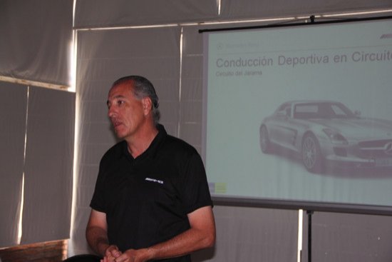 Curso de conducción deportiva en el Jarama con Michelin y Mercedes AMG