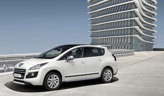 El Peugeot 3008 Hybrid4 ya tiene precio