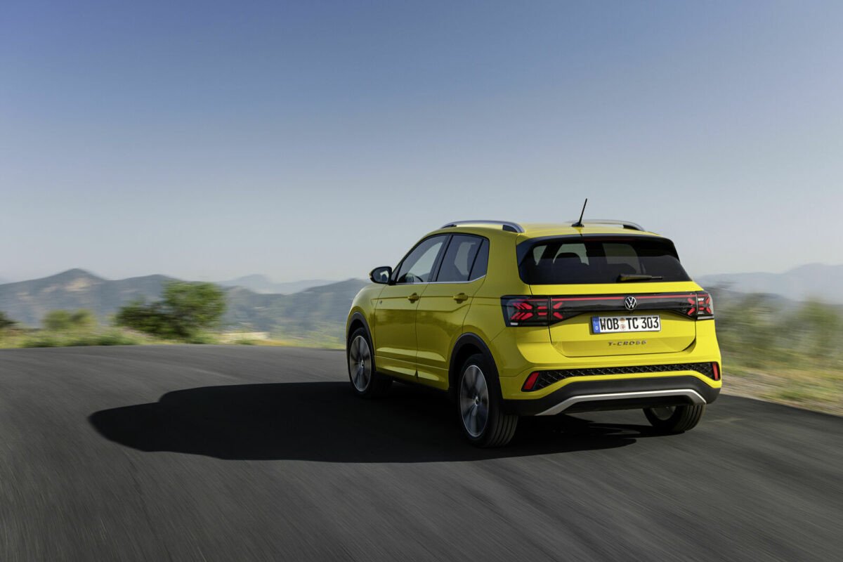 Primeras imágenes del renovado Volkswagen T-Cross que se fabrica en Navarra