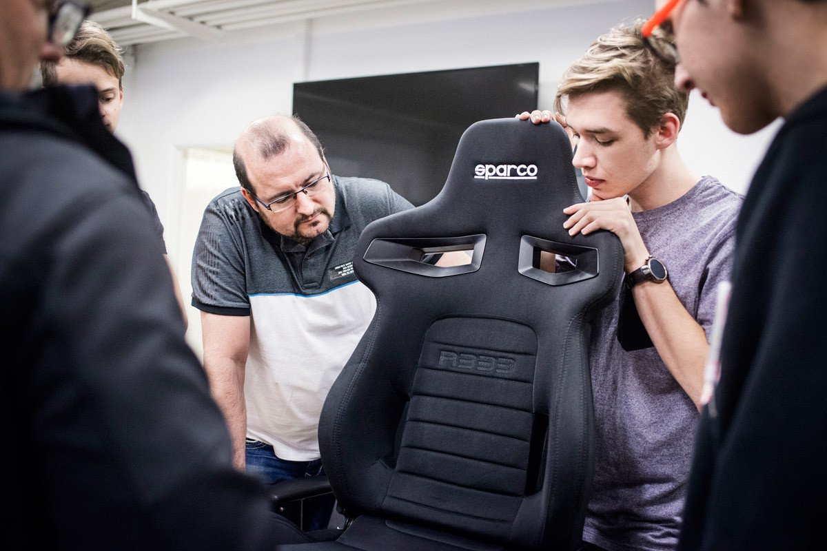 Skoda Slavia o como hacer un Scala con carrocería spider