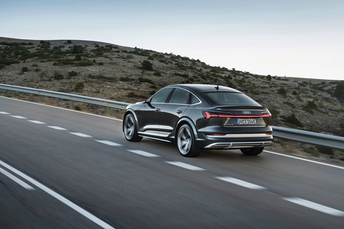 Nuevos Audi e-tron S y e-tron S Sportback: los pioneros de la electricidad deportiva