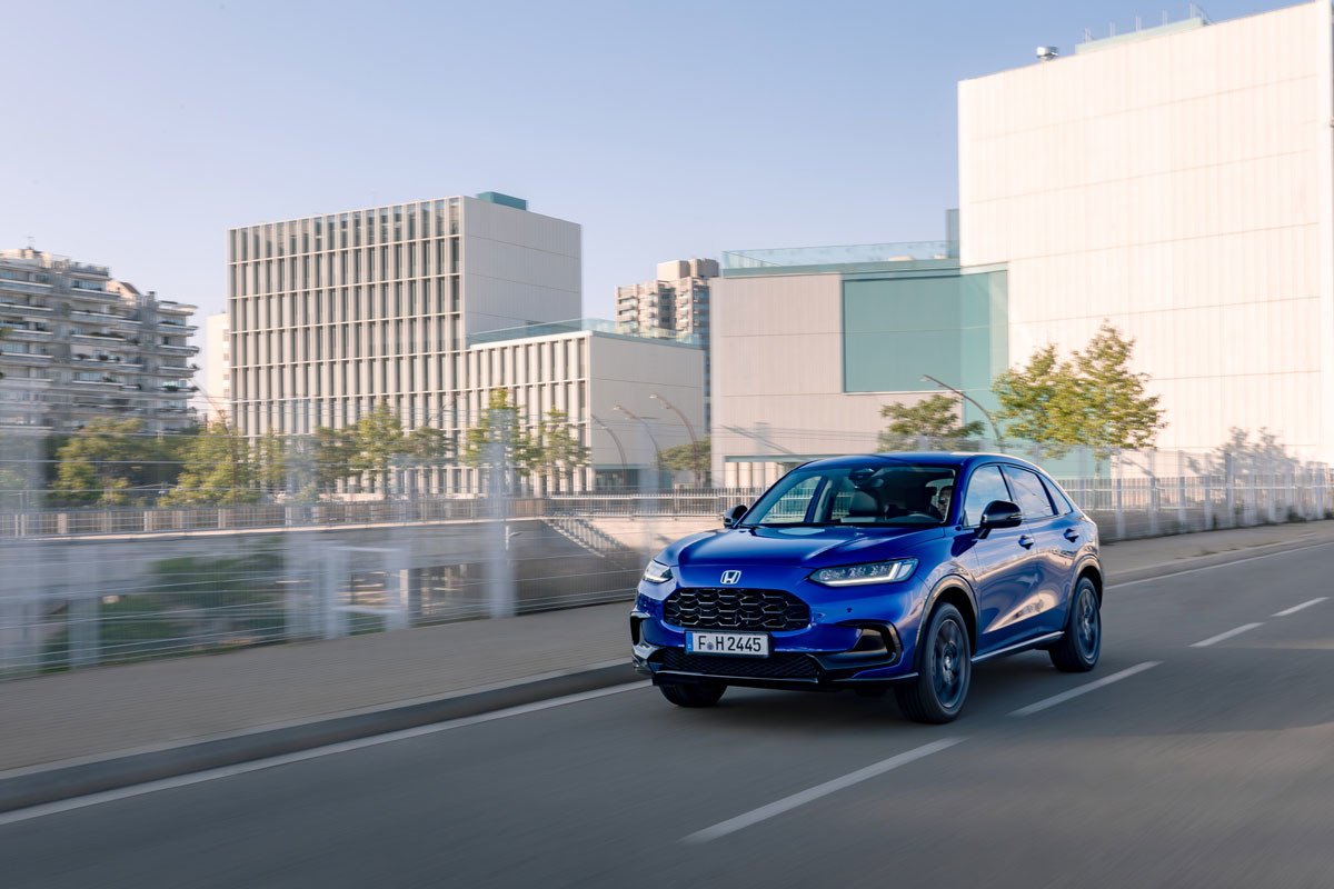 Prueba Honda ZR-V: el nuevo SUV de la marca japonesa, híbrido y dinámico