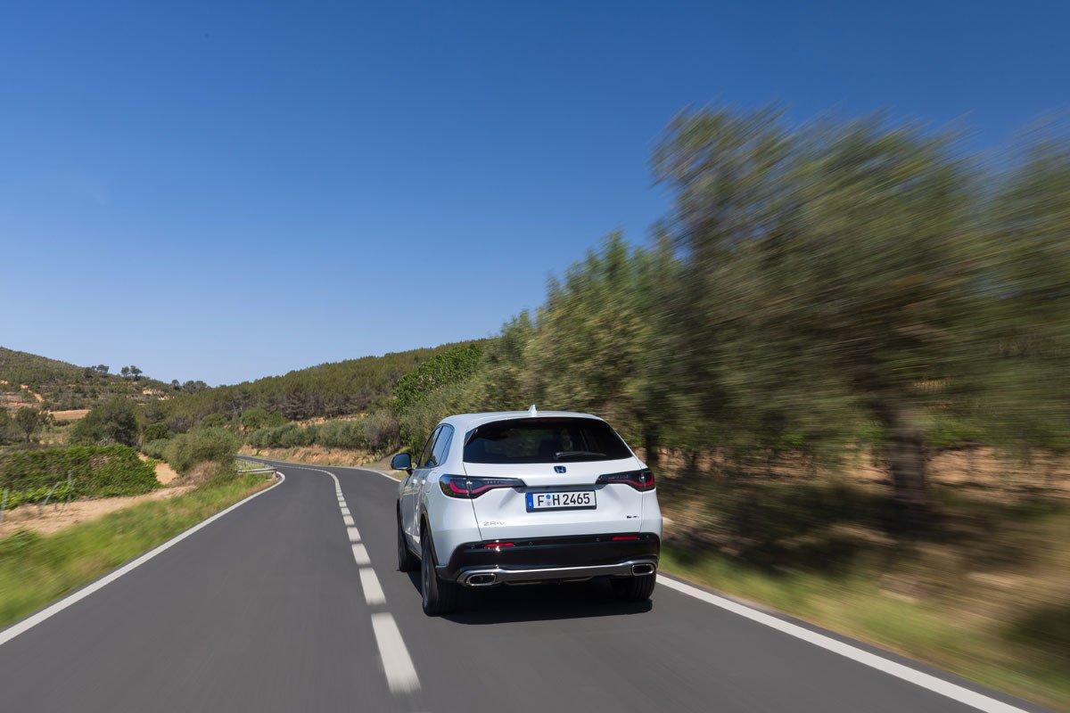 Prueba Honda ZR-V: el nuevo SUV de la marca japonesa, híbrido y dinámico