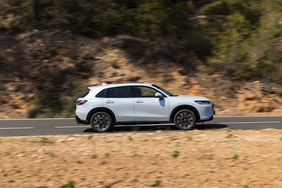 Prueba Honda ZR-V: el nuevo SUV de la marca japonesa, híbrido y dinámico