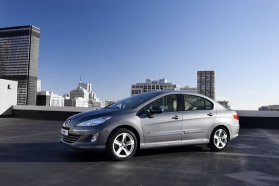 Nuevo Peugeot 408 en el Salón de Pekín