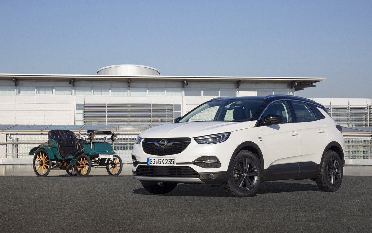 Nuevos modelos Opel 120 Aniversario