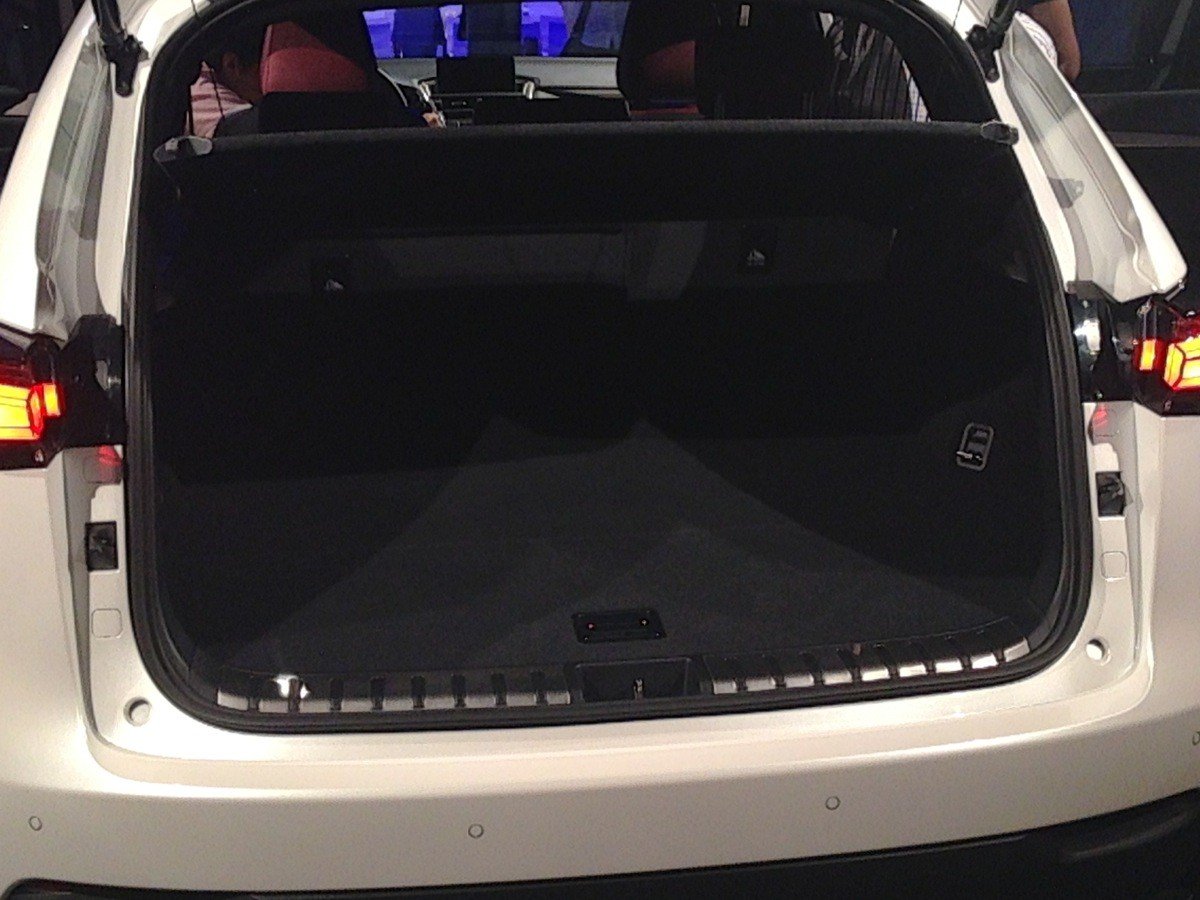Nuevo Lexus NX, ya hemos conocido al nuevo SUV compacto de Lexus