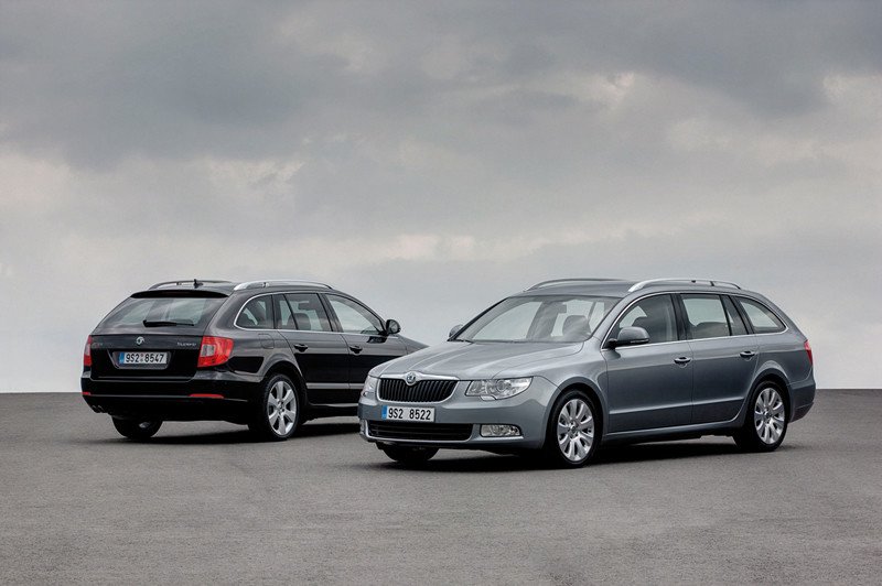 Skoda Superb Combi, cargado de tecnología
