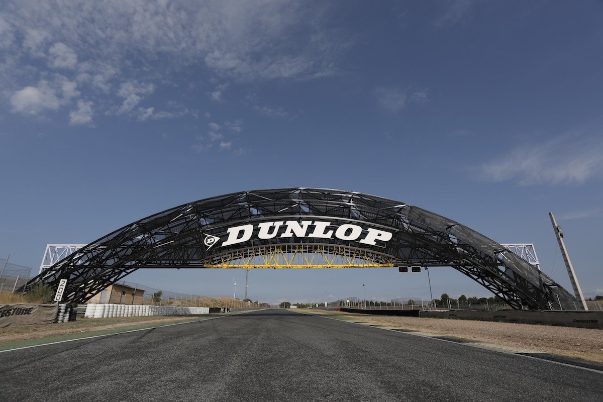 Nuevo Puente Dunlop en el Circuito del Jarama