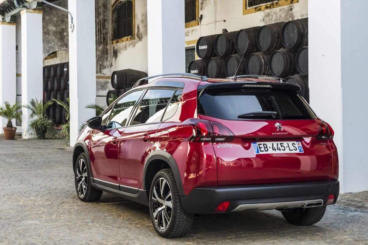 Prueba del nuevo Peugeot 2008: igual de práctico pero más SUV Prueba del nuevo Peugeot 2008: igual de práctico pero más SUV