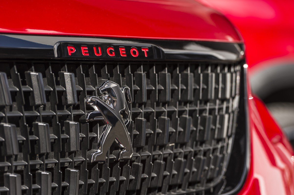 Prueba del nuevo Peugeot 2008: igual de práctico pero más SUV Prueba del nuevo Peugeot 2008: igual de práctico pero más SUV