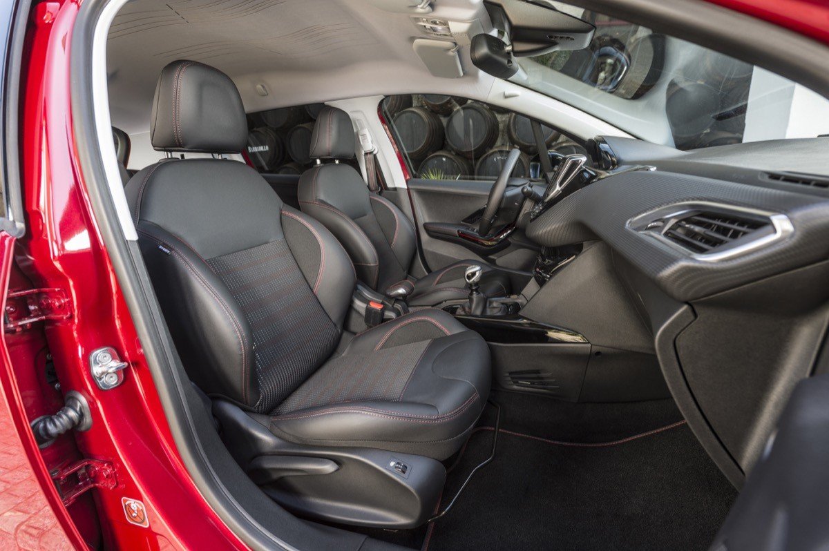 Prueba del nuevo Peugeot 2008: igual de práctico pero más SUV Prueba del nuevo Peugeot 2008: igual de práctico pero más SUV