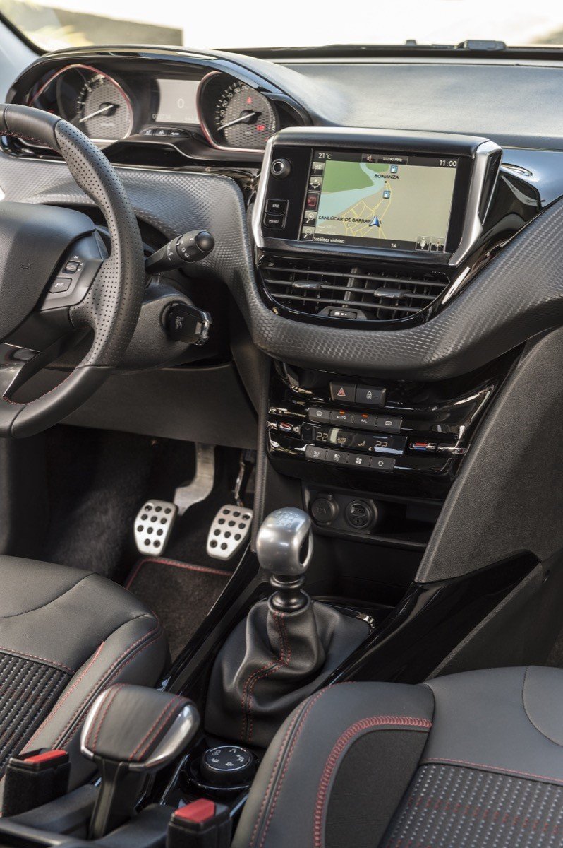 Prueba del nuevo Peugeot 2008: igual de práctico pero más SUV Prueba del nuevo Peugeot 2008: igual de práctico pero más SUV