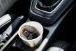 Nutricionistas nos dan una lista de alimentos y bebidas recomendables si viajas en coche