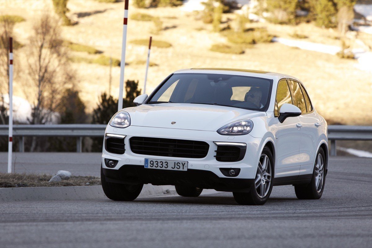 Prueba off-road: ¿hasta dónde puede llegar un Porsche Cayenne fuera del asfalto?