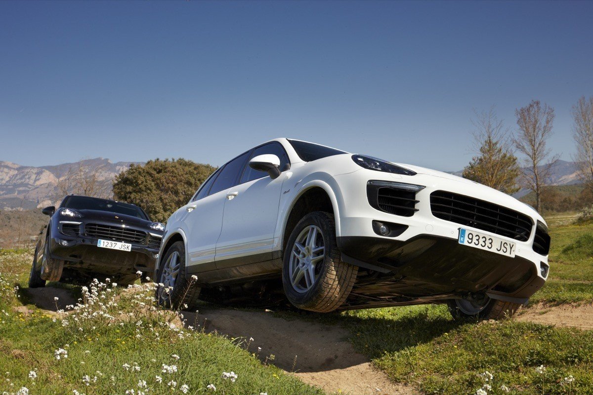 Prueba off-road: ¿hasta dónde puede llegar un Porsche Cayenne fuera del asfalto?